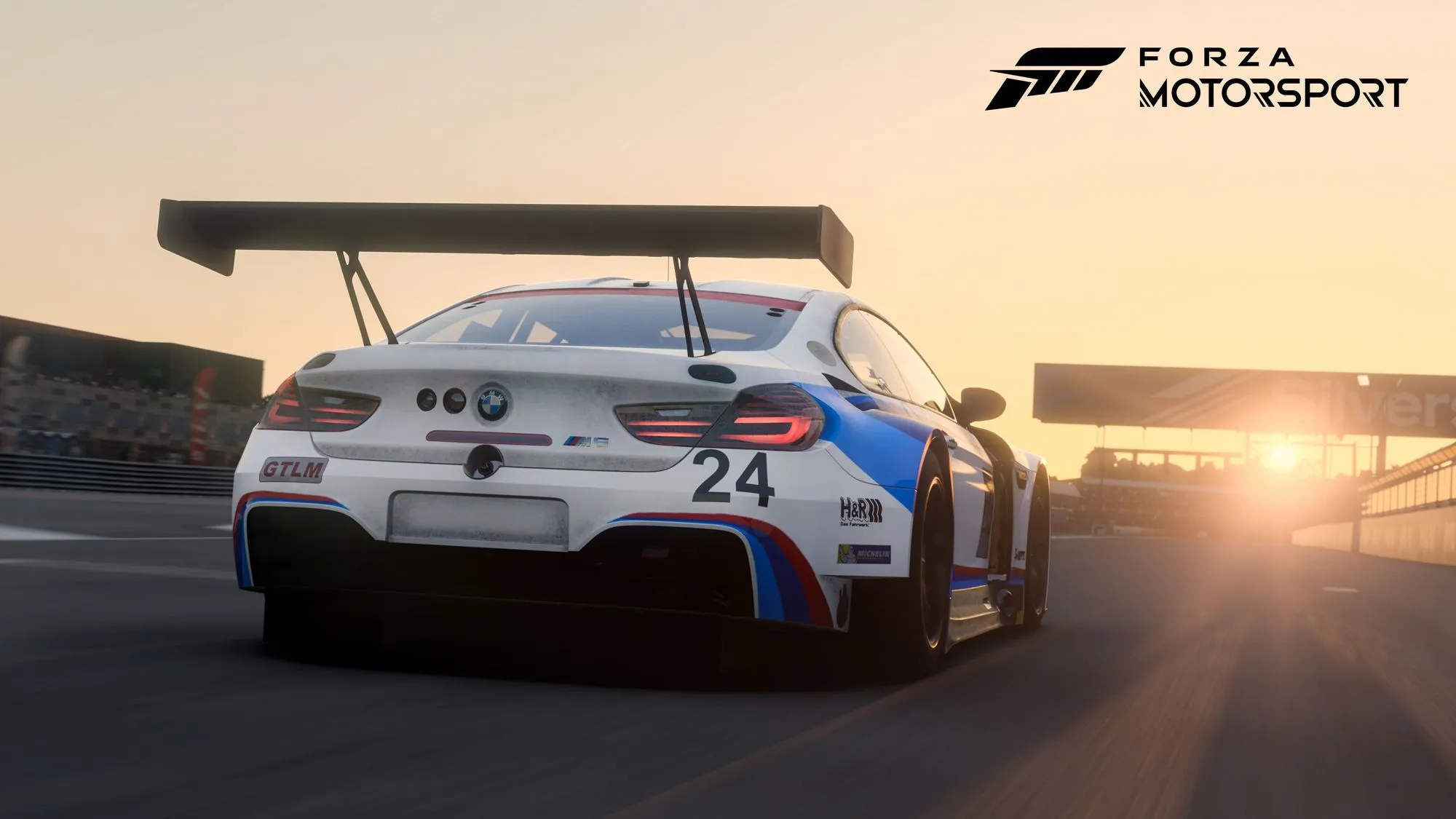 https://forza.azureedge.net/strapi-uploads/assets/massive_Forza_Motorsport_BMW_24_M6_17_Silvestone_16x9_WM_a772852ca5.webp