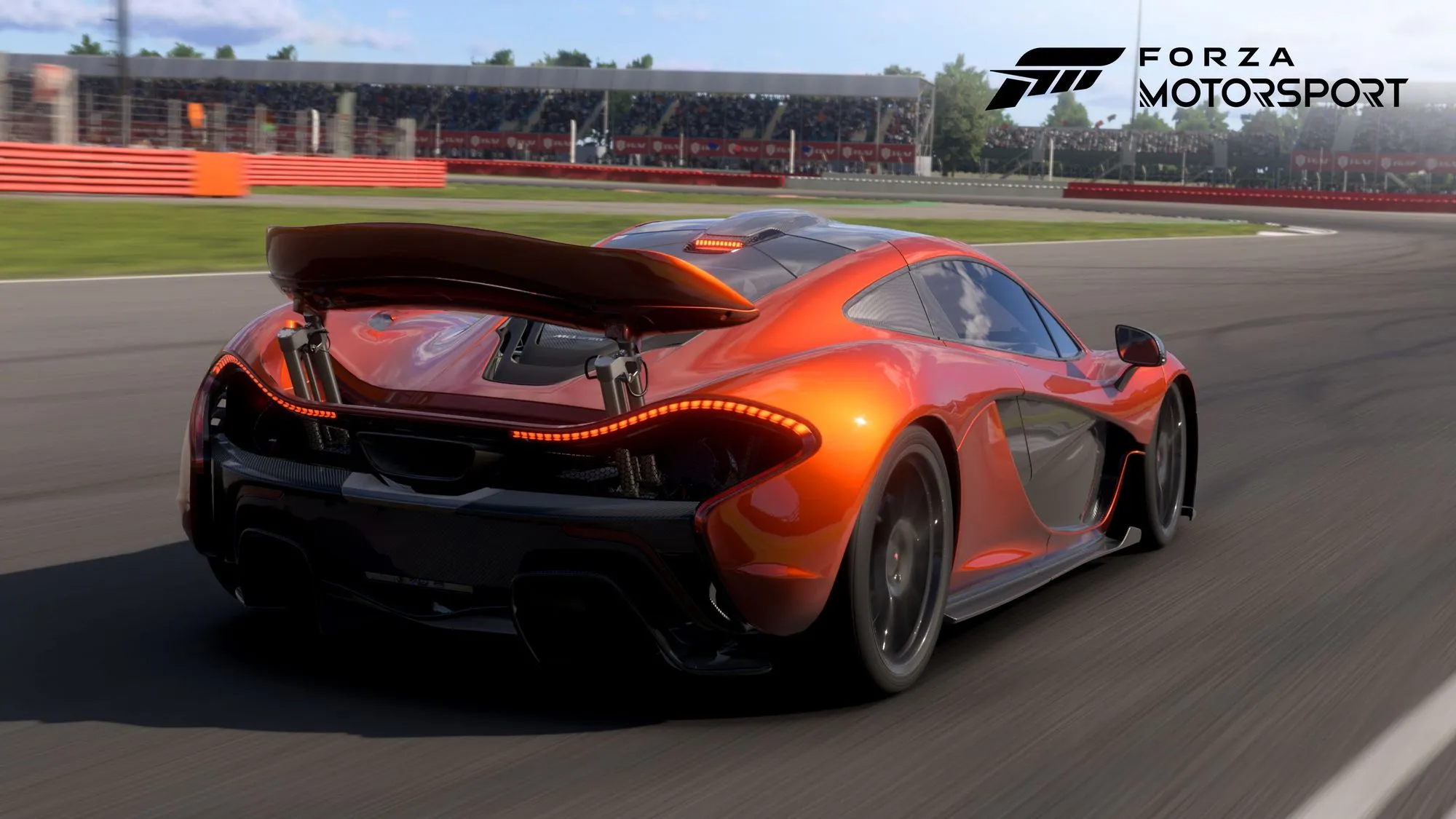 https://forza.azureedge.net/strapi-uploads/assets/massive_Forza_Motorsport_MCL_P1_13_Silverstone_03_16x9_WM_d0120d7274.webp